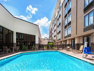Sw-near Sugar Land By Ihg Hotel
